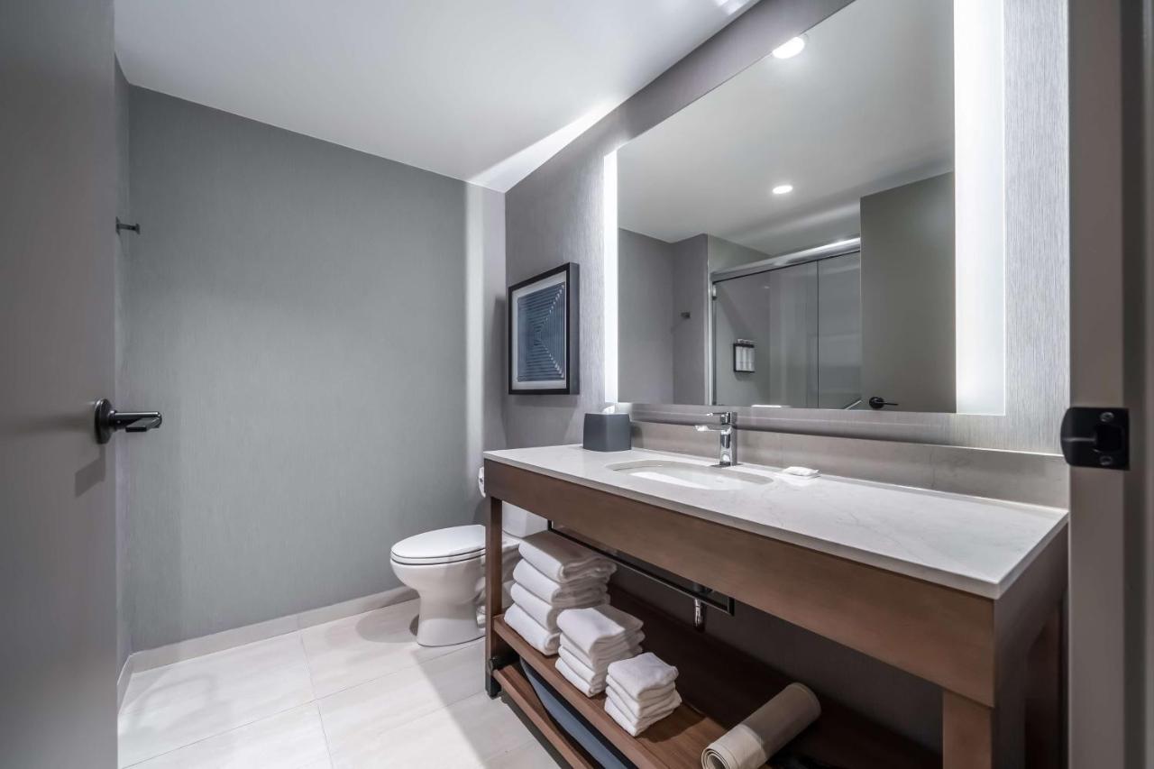 Hyatt Place Gainesville Downtown Экстерьер фото