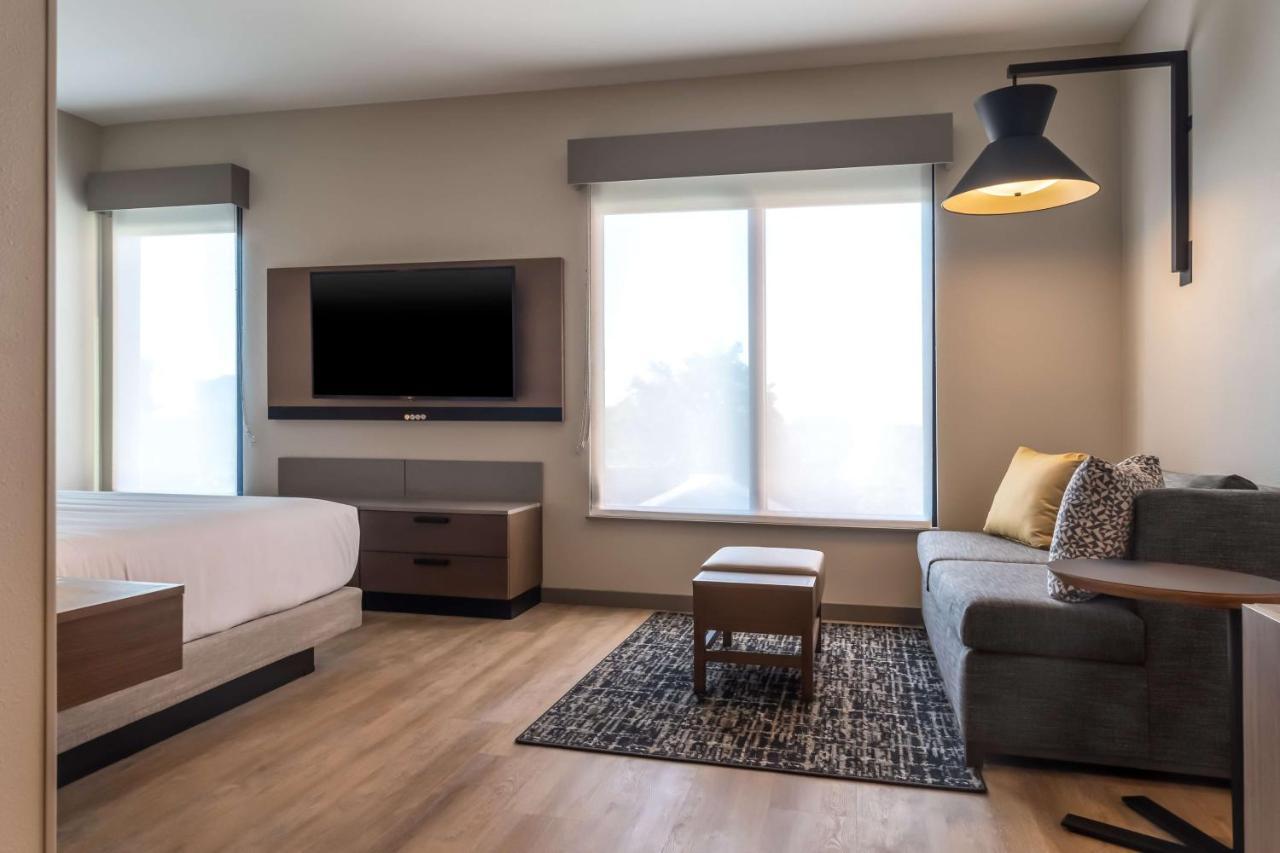 Hyatt Place Gainesville Downtown Экстерьер фото